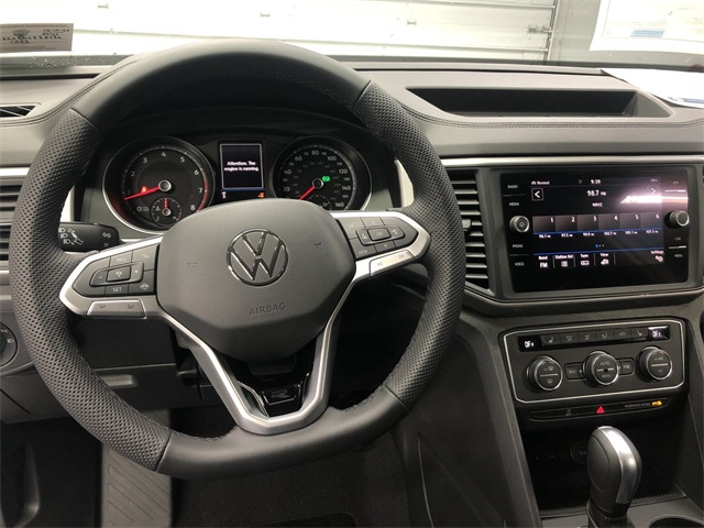 New 2021 Volkswagen Atlas 3.6L V6 SE w/Technology R-Line 4D Sport ...